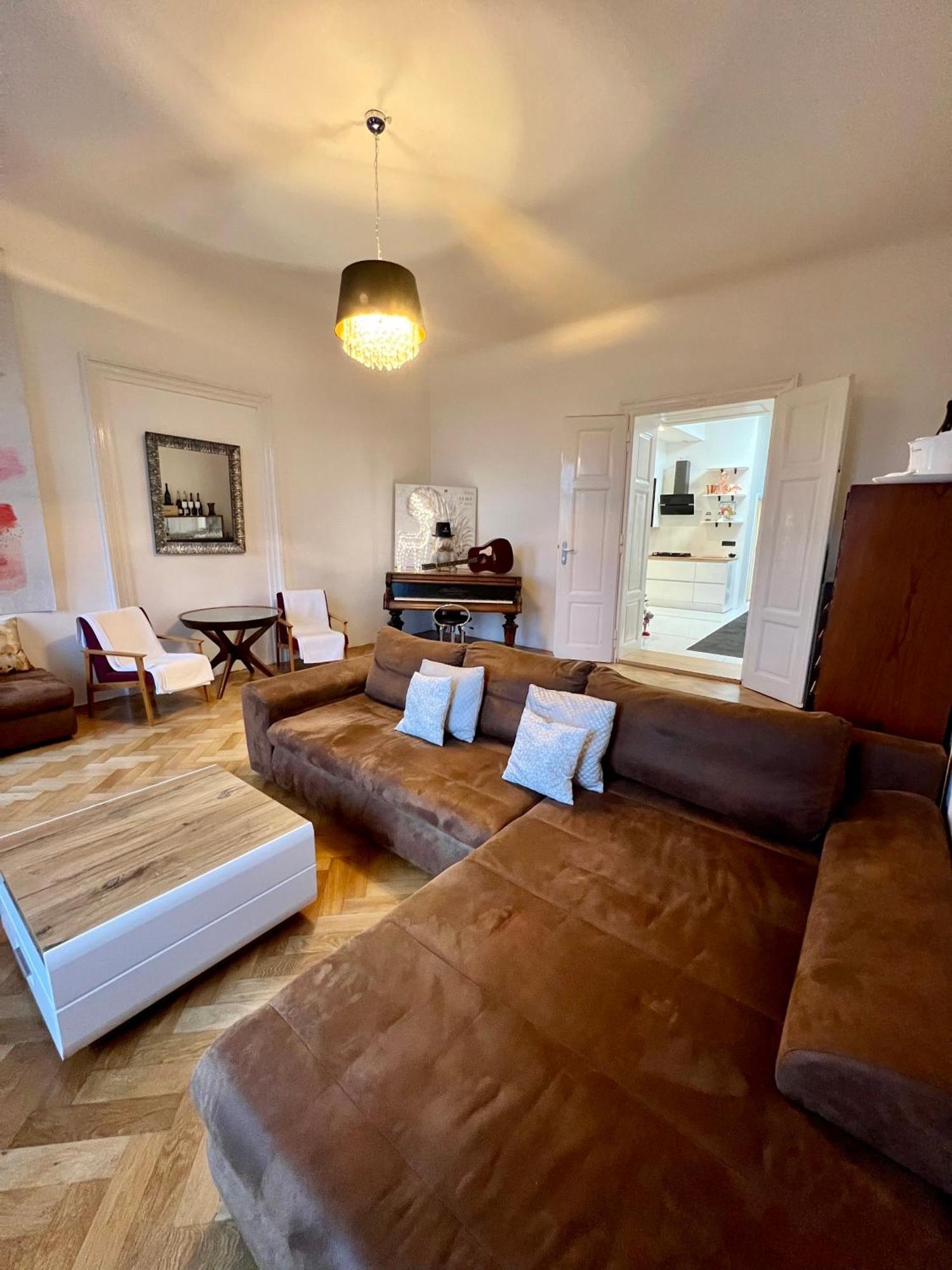 Wenceslas Square Apartment 150 M2 براغ المظهر الخارجي الصورة